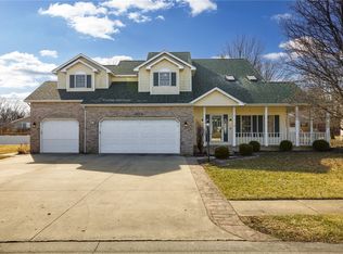 203 Santa Fe Ave, Effingham, IL 62401