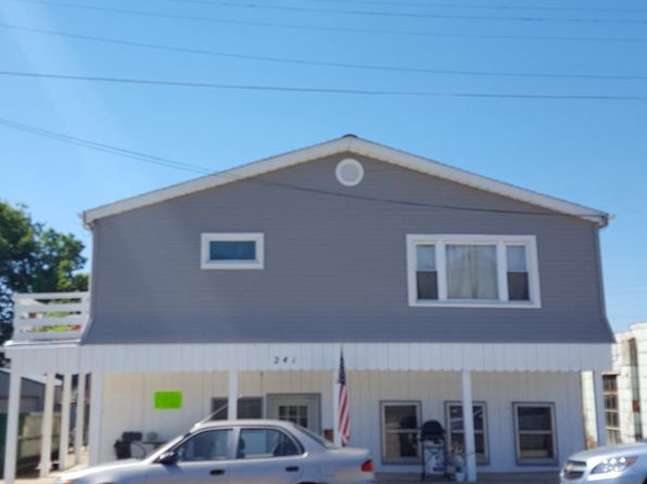 241 Lincoln St APT 3