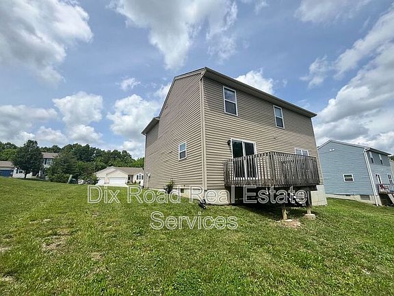 2nd image of 256 Timber Hill Dr