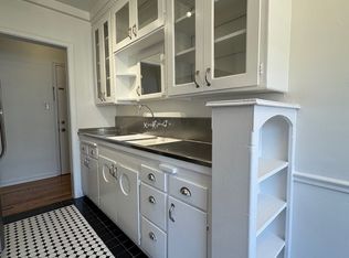 1633 Lyman Pl APT 4, Los Angeles, CA 90027