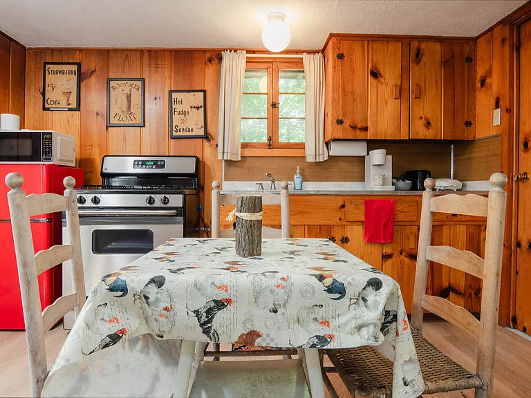 7242 Paradise Trl #2 — Photo 4