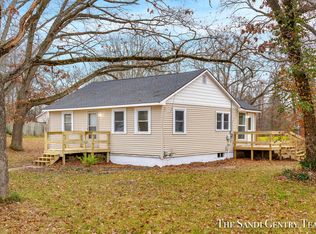 6497 3rd St, Holton, MI 49425