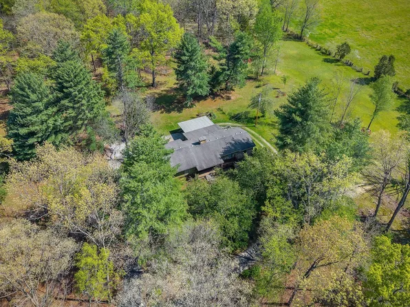 10157 Manchester Hwy, Morrison, TN 37357