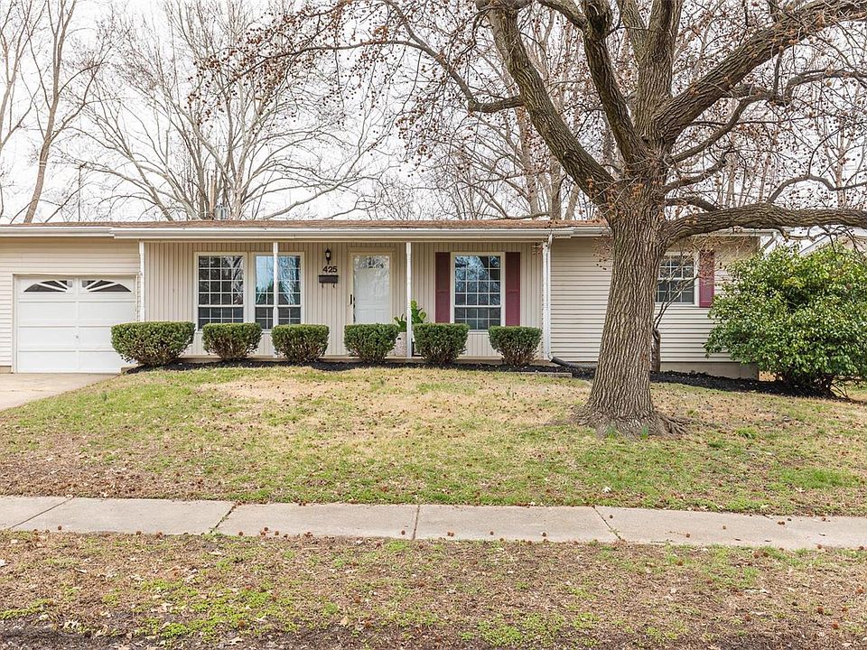 1st image of 425 Humes Ln