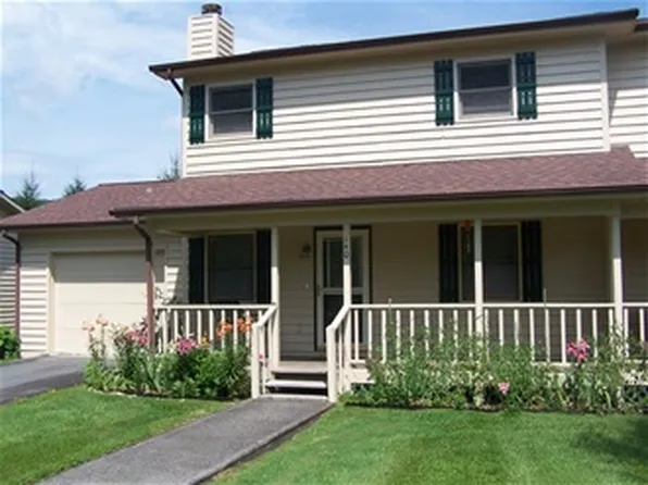 140 Carriage Lamp Ct, Boone, NC 28607