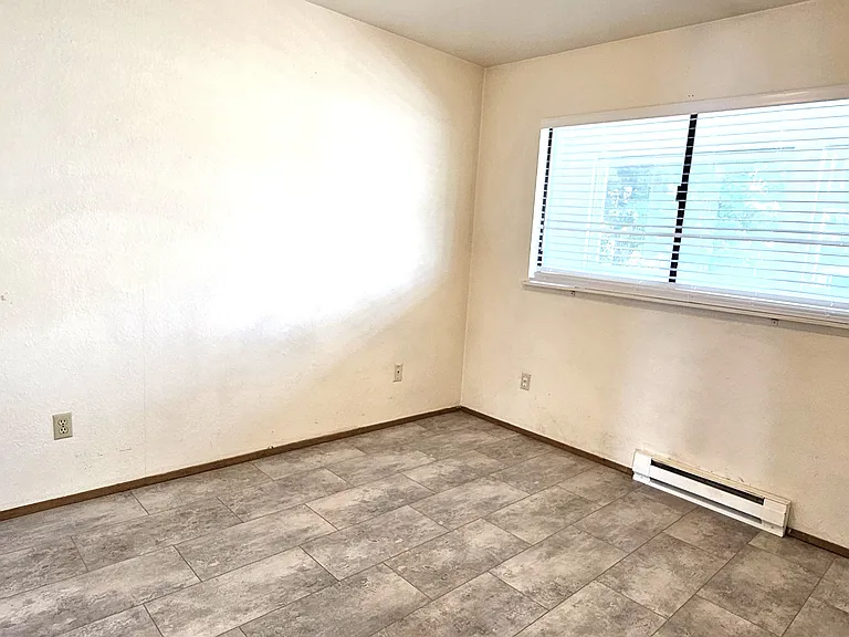 409 SW 155th St #7 — Photo 14