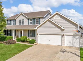 3828 Rocky Mound Dr, Wentzville, MO 63385