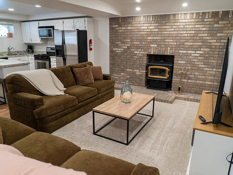 2185 E 9800 S #BASEMENT — Photo 4