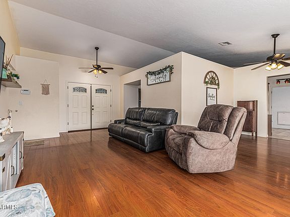 5th image of 10414 N 64TH Avenue