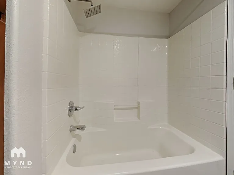 1351 N Pleasant Dr #2056 — Photo 6