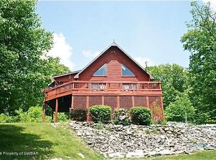 307 Sugarloaf Heights Rd, Drums, PA 18222