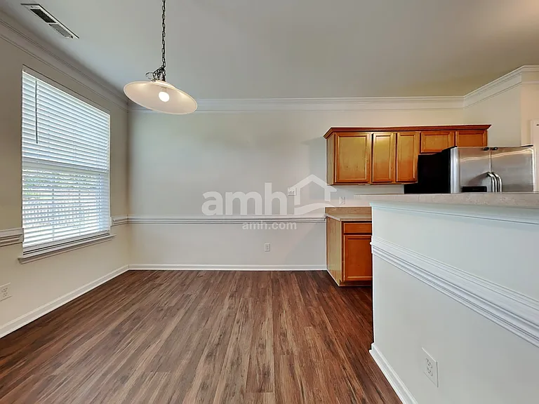 1416 Paulonia Way — Photo 5