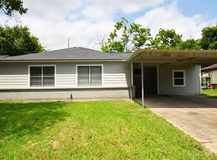 8130 Sharondale Dr, Houston, TX 77033