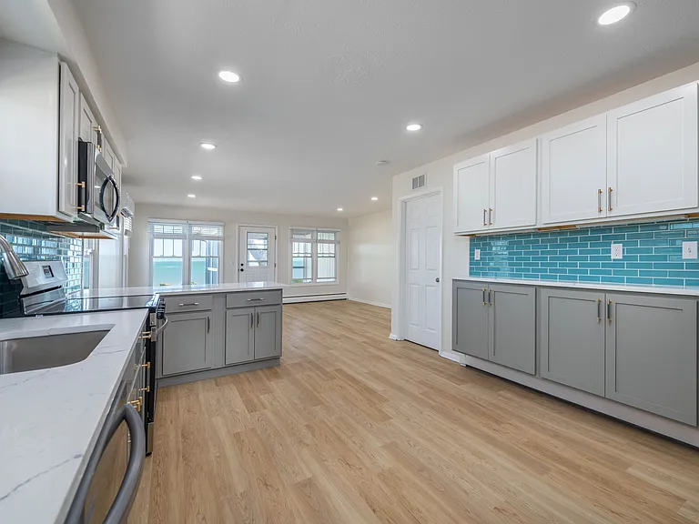 3844 Edgewater Blvd — Photo 5