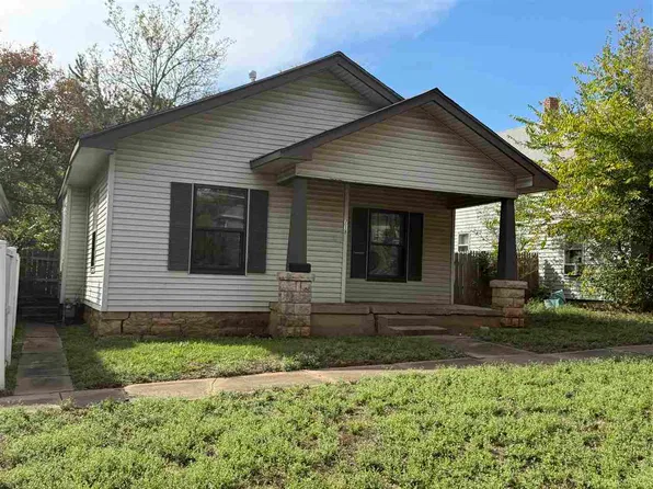 718 E Broadway Ave, Ponca City, OK 74601