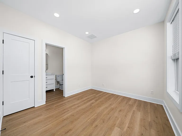 1421 Spring Pointe Ln — Photo 20