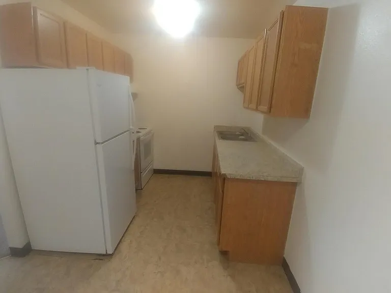 Marquette Heights Apartments — Photo 10