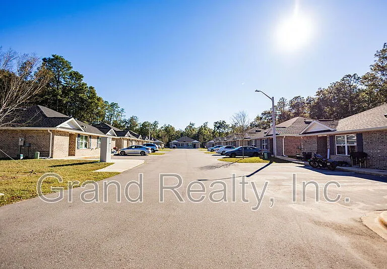 6283 Holland Rd — Photo 27