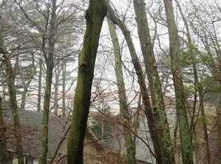 835 S Point Rd, Shelby, MI 49455