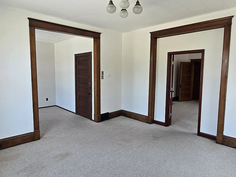 218B N Jackson St #B — Photo 15