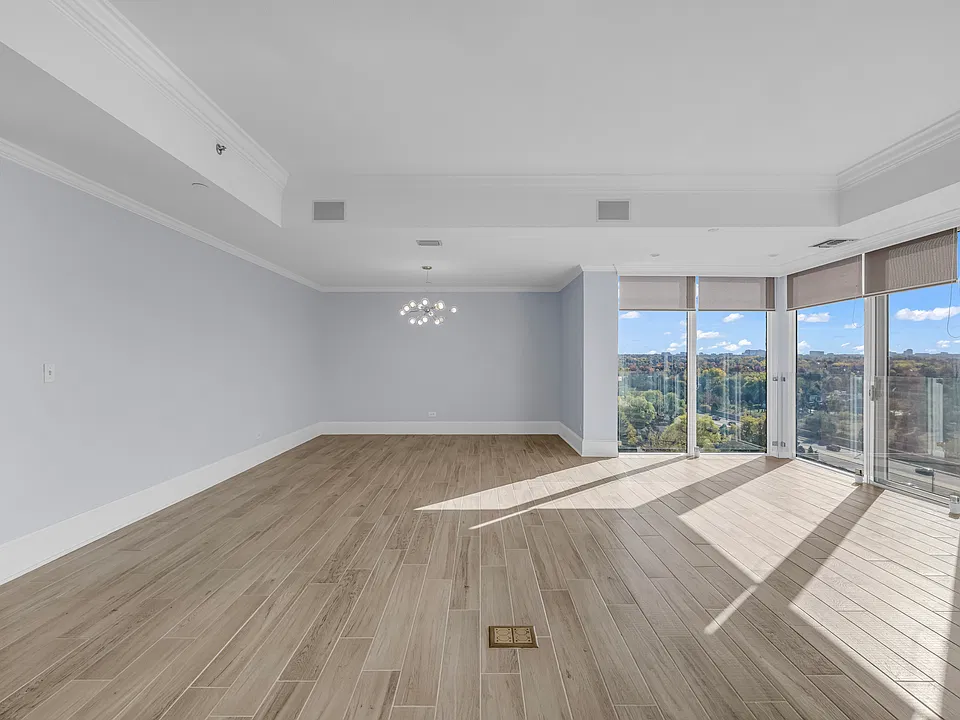 Living / Dining area
