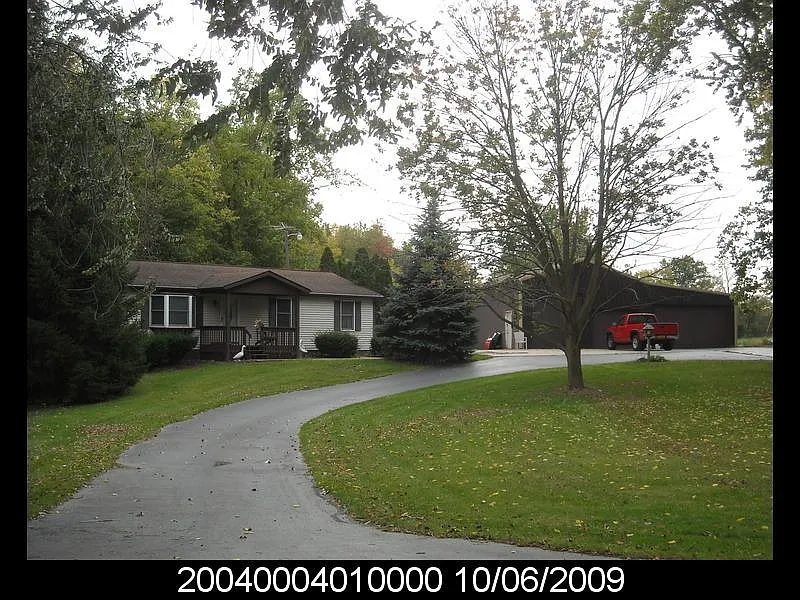 1165 Ostrander Rd photo 1