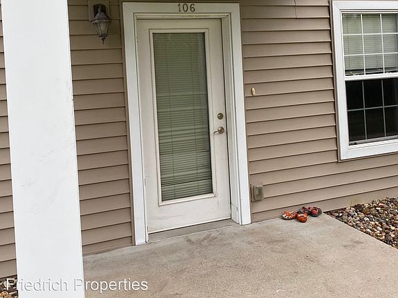 5th image of 3720 Tiverton Ct Unit 106