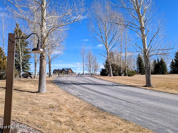 4th image of 9035 River Rim Ranch Rd