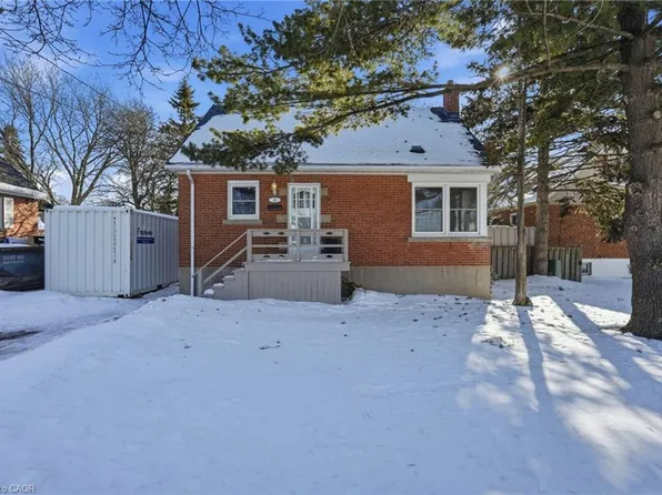 15 E 41st St, Hamilton, ON L8T 2Z3