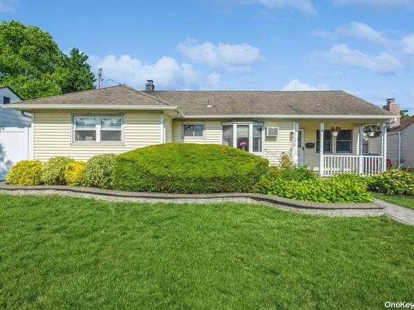 109 Newbridge Road, East Meadow, NY 11554