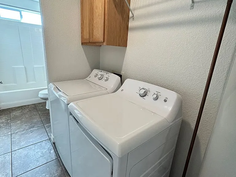 2109 Injo Dr — Photo 28