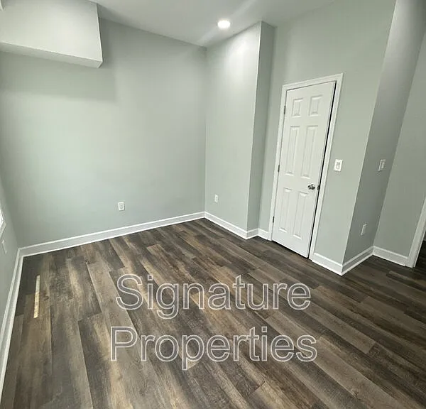 2711 Detroit St #4 — Photo 4