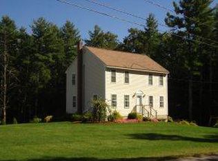 10 Cheney Ln, Danville, NH 03819