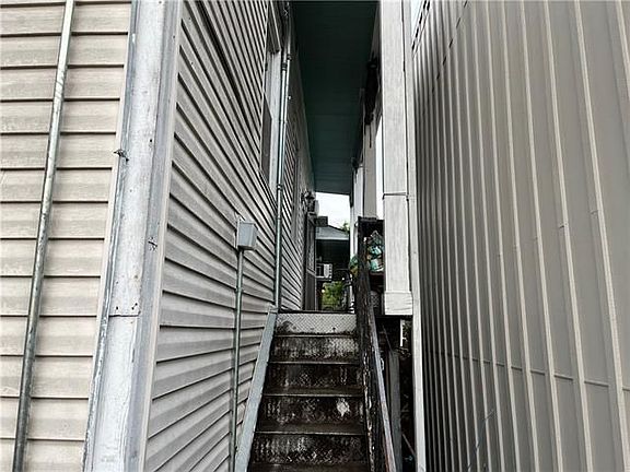 2nd image of 1100 Constance St #203