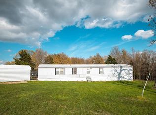 21772 Rice Dr, Lebanon, MO 65536