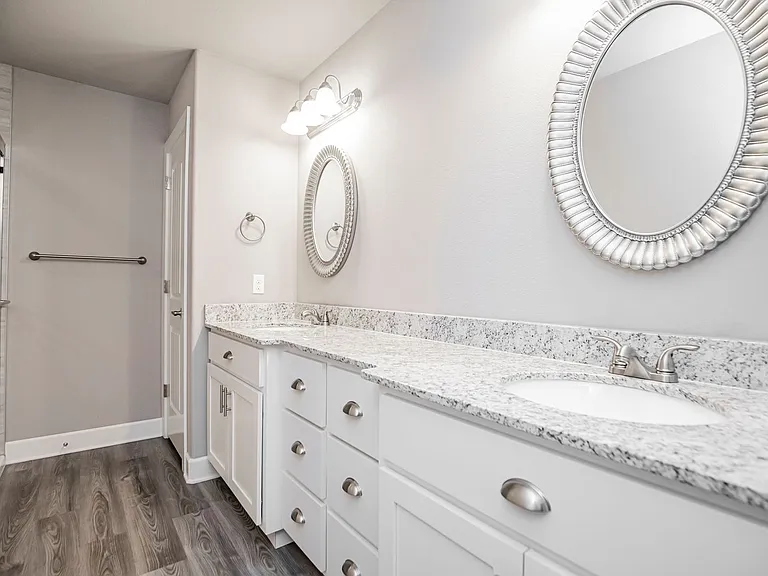 870 Bob Glen Cir — Photo 14
