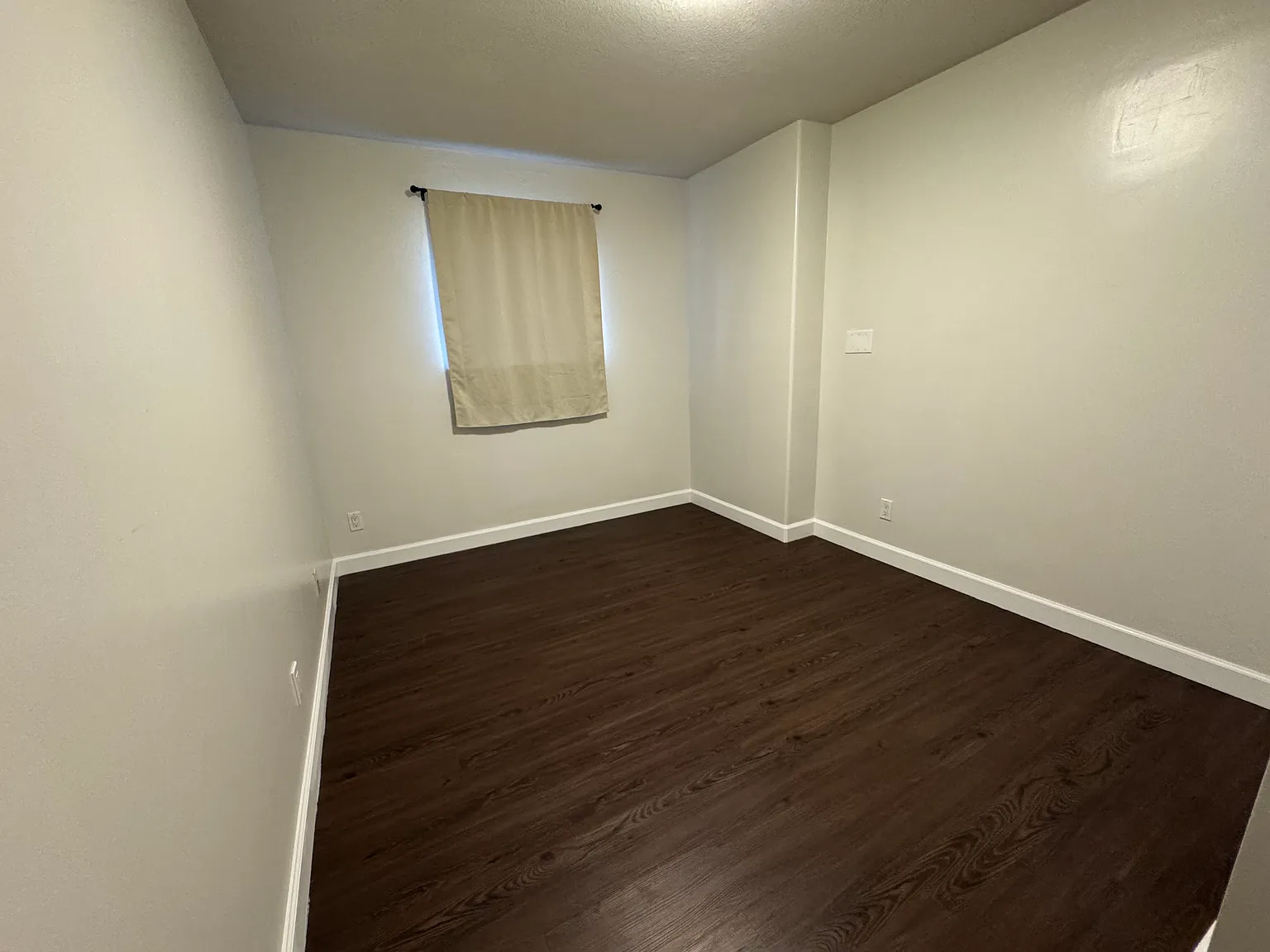 87th St, Daly City — Photo 4
