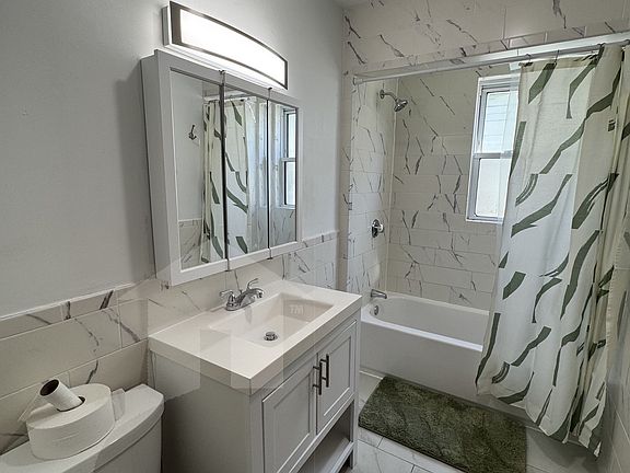 4th image of 35 Columbus Ave #2