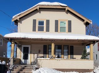 1612 New York Ave, Manitowoc, WI 54220