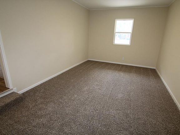 5th image of 2924 Fernwood Dr