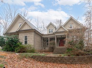 121 Freedom Trl, Chapel Hill, NC 27516