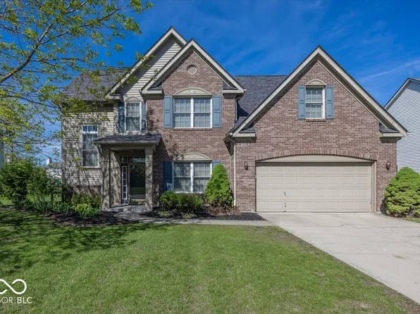 1128 Red Dunes Run, Avon, IN 46123