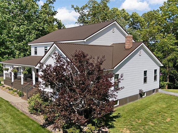 4th image of this home