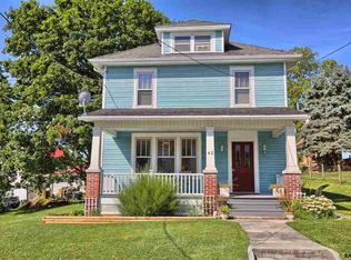 42 High St, Felton, PA 17322