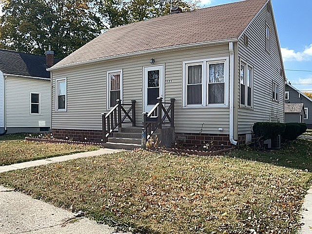2nd image of 121 Wilkinson Ave