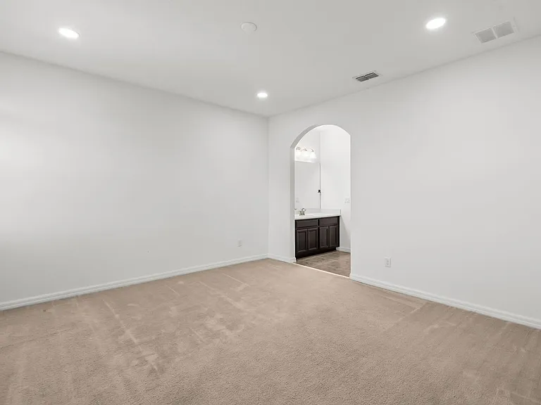 14978 Fells Ln #14978 — Photo 36