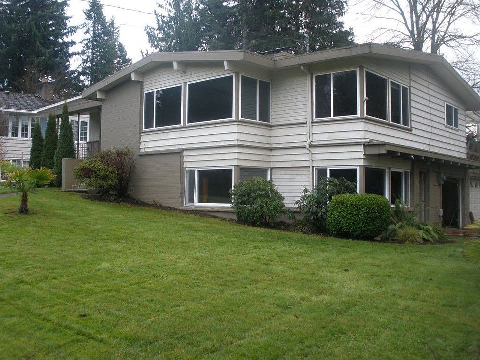 2nd image of 231 SW 176th Pl