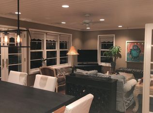 2009 Grahn Dr, Santa Rosa, CA 95404