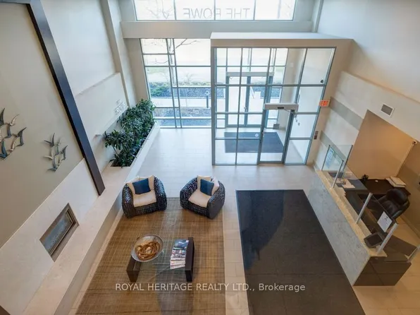 1600 Charles St #413, Whitby, ON L1N 0G4