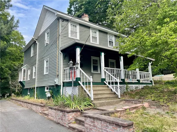 69 Mountain Avenue, Highland Falls, NY 10928